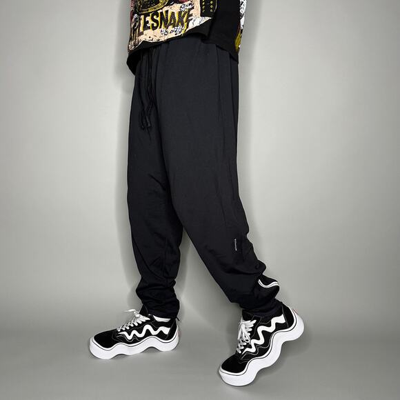 Columbia Sweatpants Jet Black Nylon Relaxed Fit Titanium Series - Picture 1 of 4